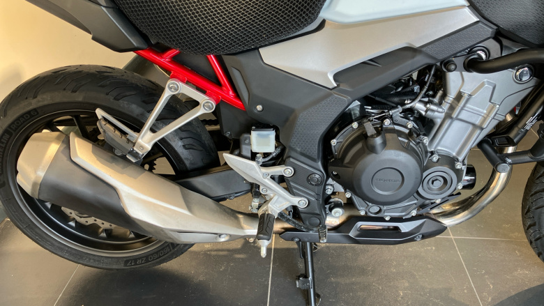 Honda CB500XA (21MY)